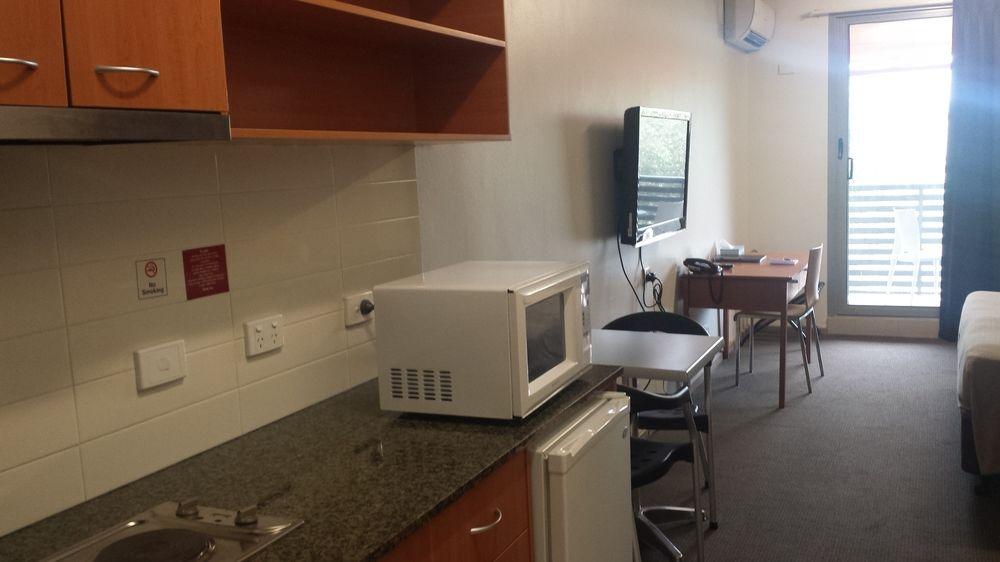Darwin City Edge Motel & Suites Экстерьер фото